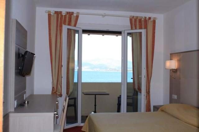 Hotel U Paradisu Porticcio  Luaran gambar